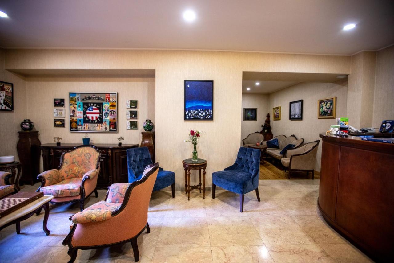 Hotel Vip Tbilisi Esterno foto