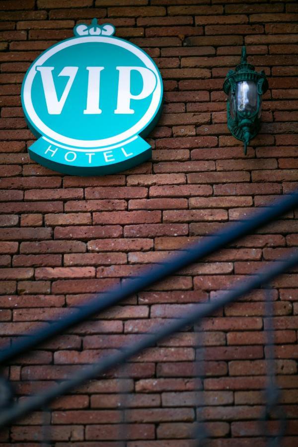 Hotel Vip Tbilisi Esterno foto