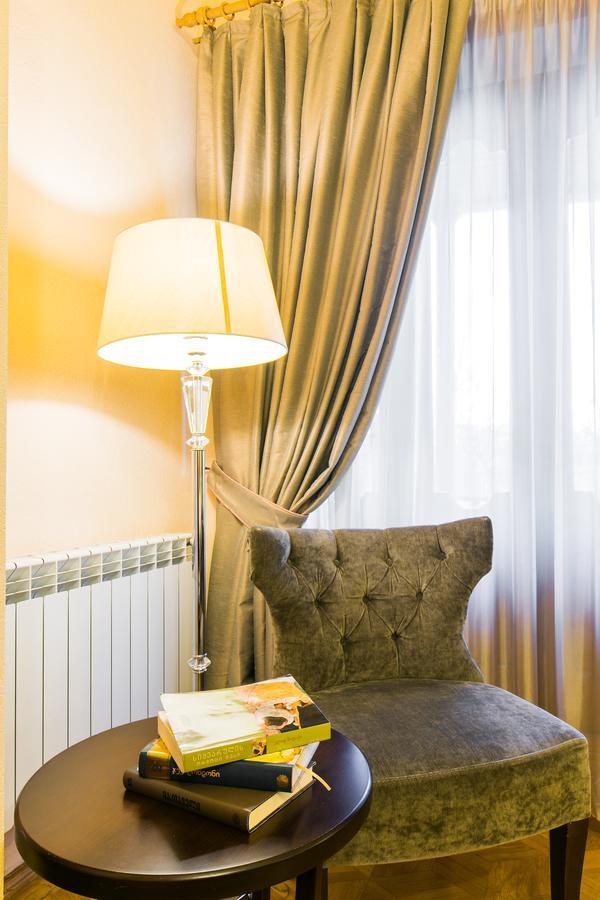 Hotel Vip Tbilisi Esterno foto